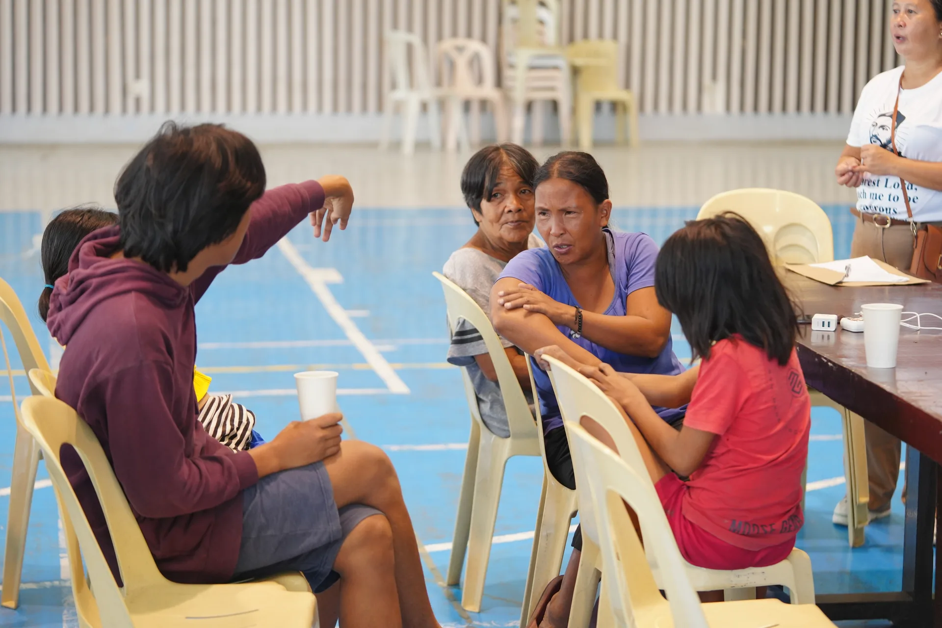 Community gathered for the Food Rescue distribution event